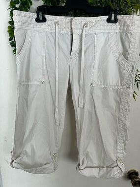American Eagle Outfitters White Shorts with Yellow Embroidery